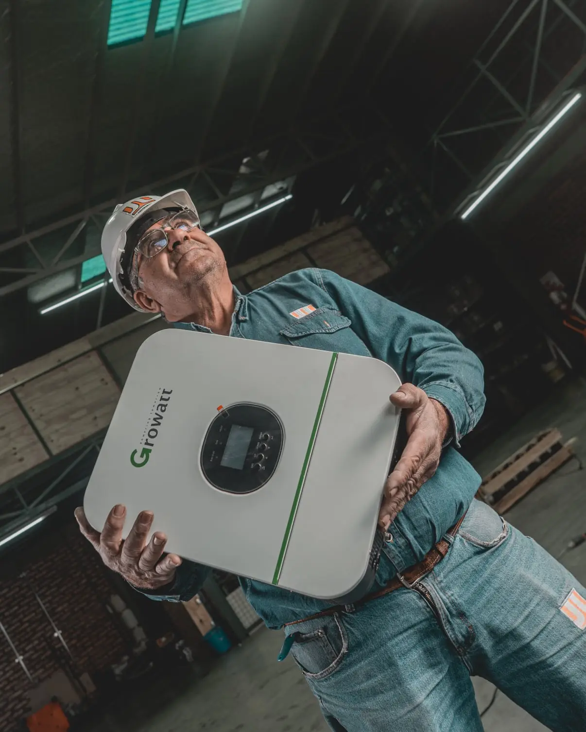 CONSTRUCTORA SAN JUAN PANELES SOLARES